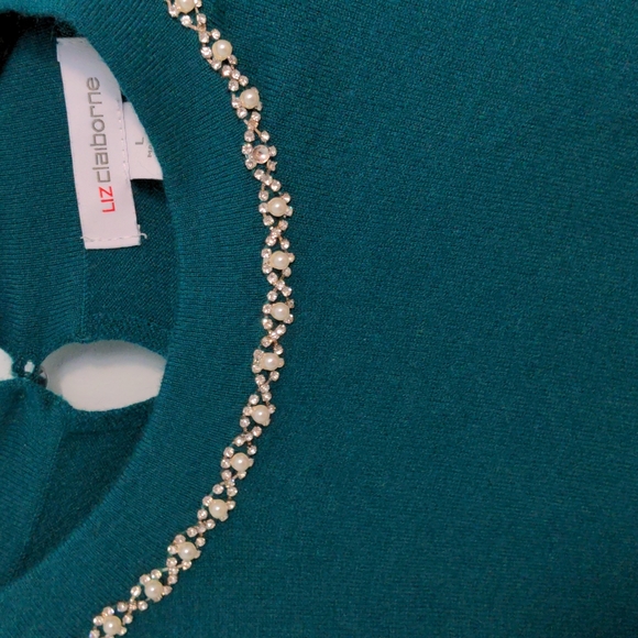 Liz Claiborne Size L Green Top with Rhinestone Faux Pearl Neckline - Picture 3 of 6